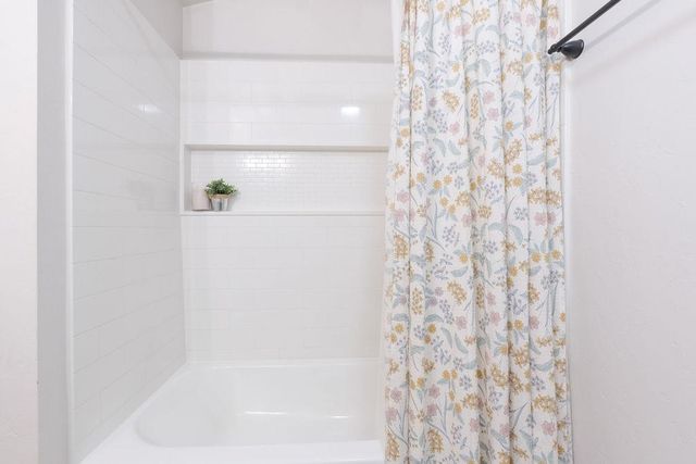 1134 E Walnut Street, Shawnee, OK 74801