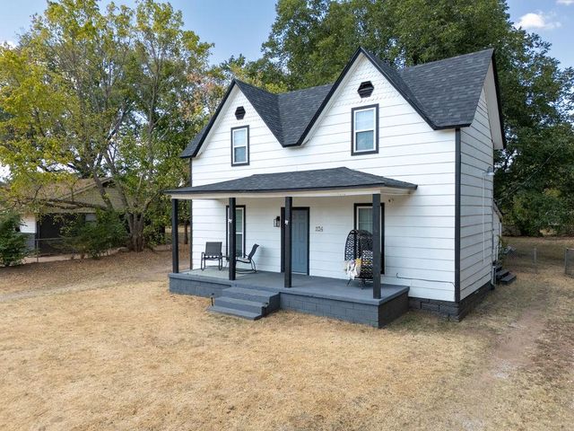 1134 E Walnut Street, Shawnee, OK 74801