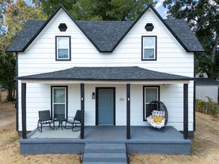1134 E Walnut Street, Shawnee, OK 74801