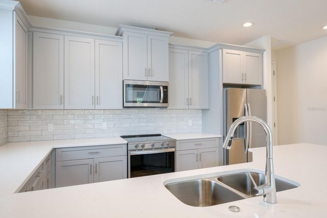410 FINN WAY, Dunedin, FL 34698