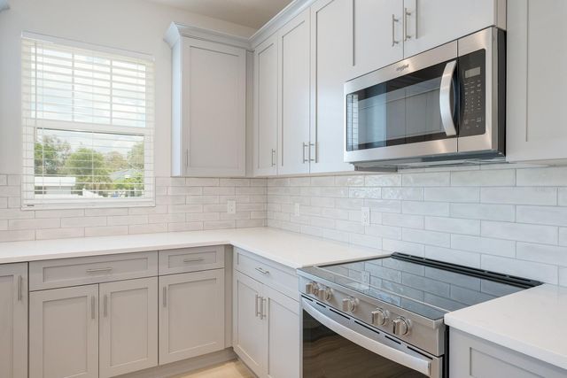 410 FINN WAY, Dunedin, FL 34698