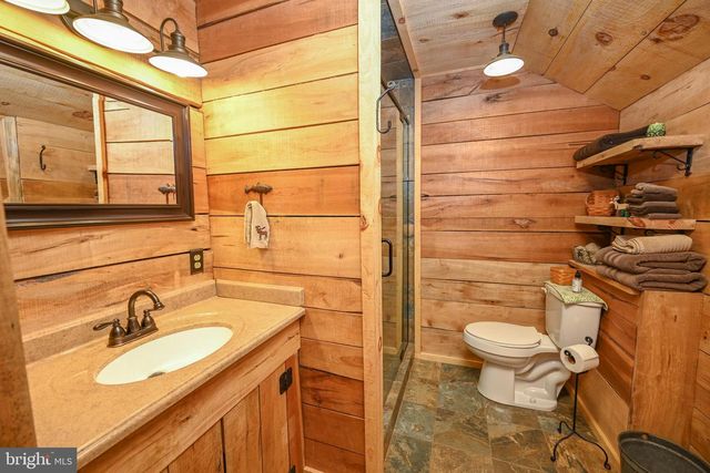 530 HEMLOCK RD, Grantsville, MD 21536
