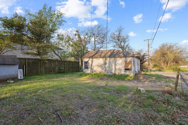 912 N Tone Avenue, Denison, TX 75020