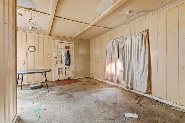 912 N Tone Avenue, Denison, TX 75020