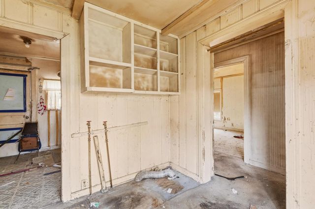 912 N Tone Avenue, Denison, TX 75020