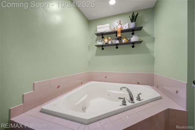 3499 S State Road, Davison, MI 48423