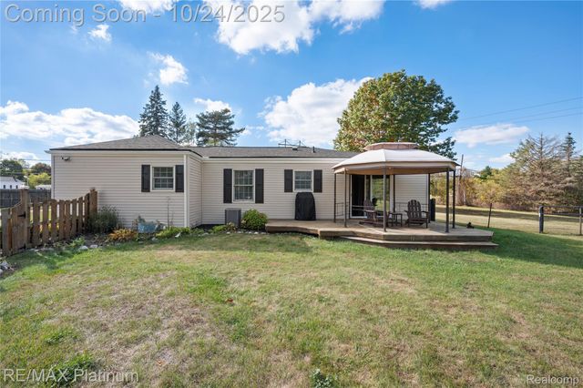 3499 S State Road, Davison, MI 48423