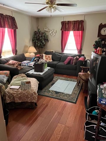 411 N 3rd Street, Heber Springs, AR 72543