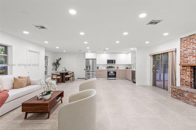 18103 SW 93rd Avenue, Palmetto Bay, FL 33157