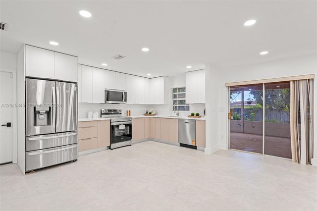 18103 SW 93rd Avenue, Palmetto Bay, FL 33157