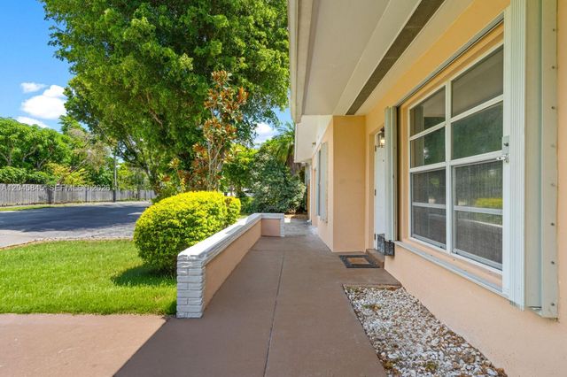 18103 SW 93rd Avenue, Palmetto Bay, FL 33157