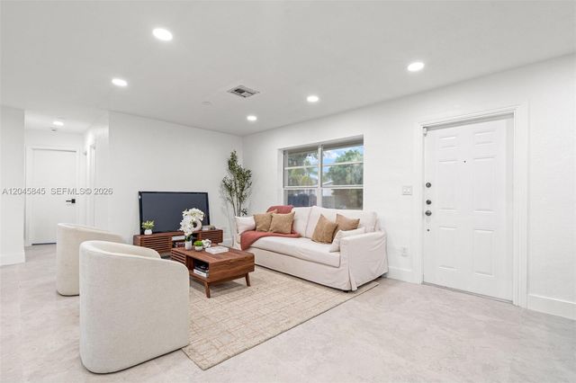 18103 SW 93rd Avenue, Palmetto Bay, FL 33157
