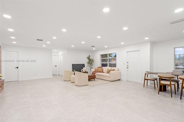 18103 SW 93rd Avenue, Palmetto Bay, FL 33157