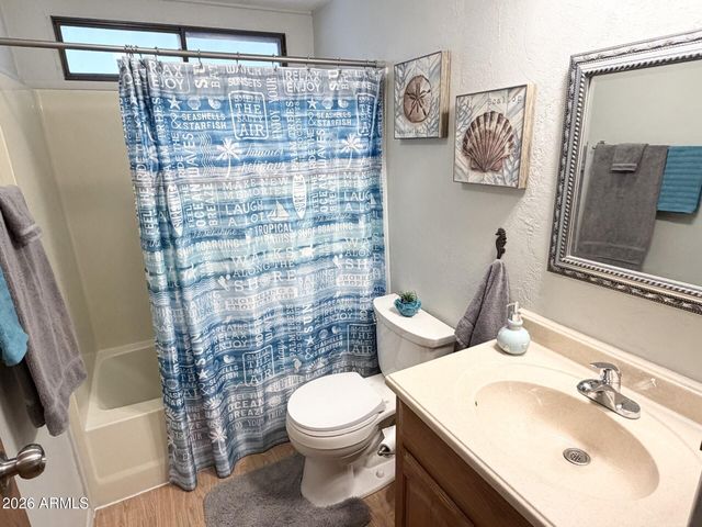 450 S 83RD Way, Mesa, AZ 85208