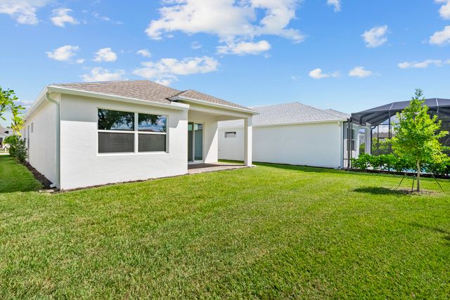 2147 Falls Manor, Vero Beach, FL 32967