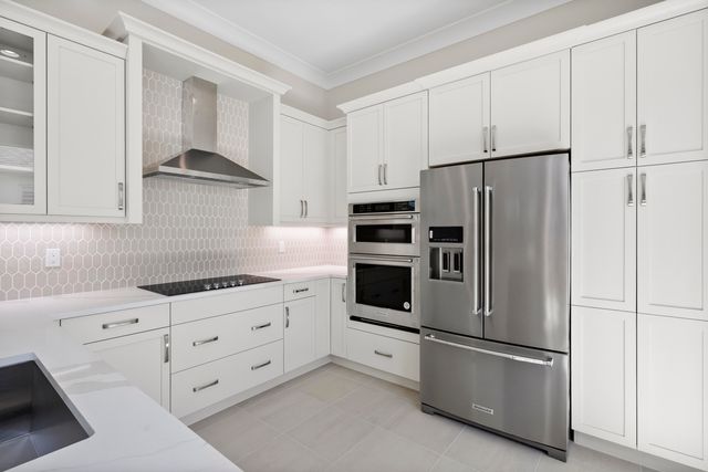 2147 Falls Manor, Vero Beach, FL 32967