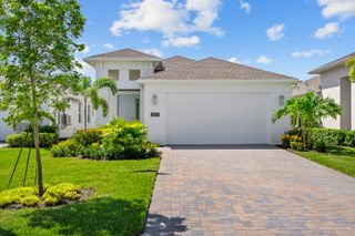 2147 Falls Manor, Vero Beach, FL 32967