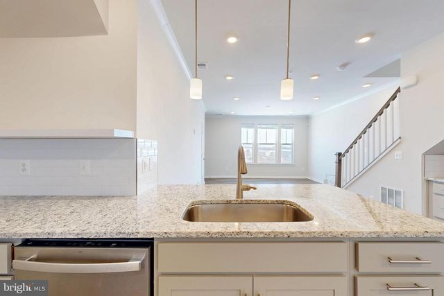 2375 STEPHANIE TESSA LN, Woodbridge, VA 22191