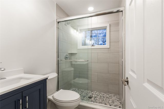 10 Overbrook Street, Riverhead, NY 11901