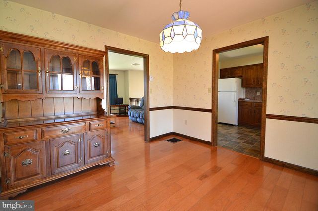556 SCHOOLWAY DR, Manheim, PA 17545