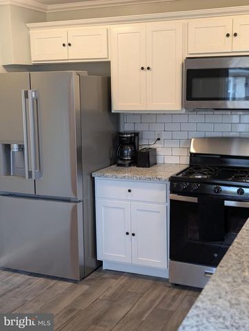 55 SHAWMONT LN, Willingboro, NJ 08046