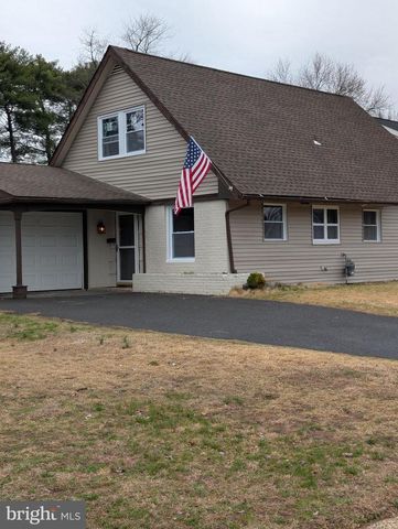 55 SHAWMONT LN, Willingboro, NJ 08046