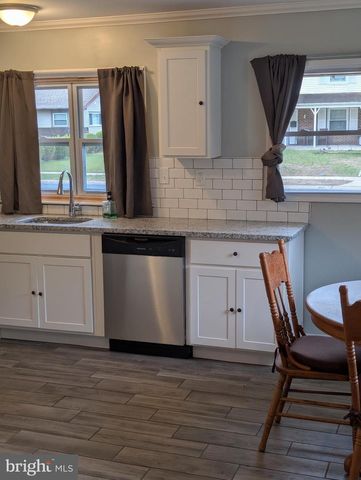 55 SHAWMONT LN, Willingboro, NJ 08046