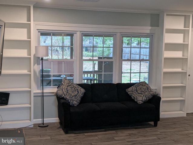 55 SHAWMONT LN, Willingboro, NJ 08046