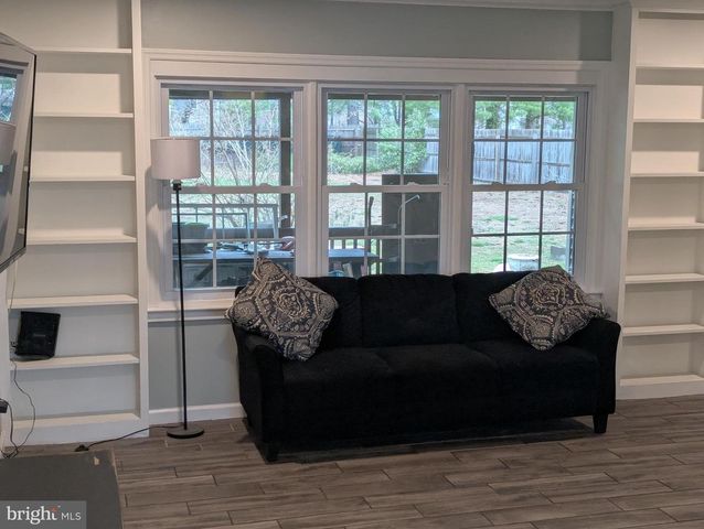 55 SHAWMONT LN, Willingboro, NJ 08046