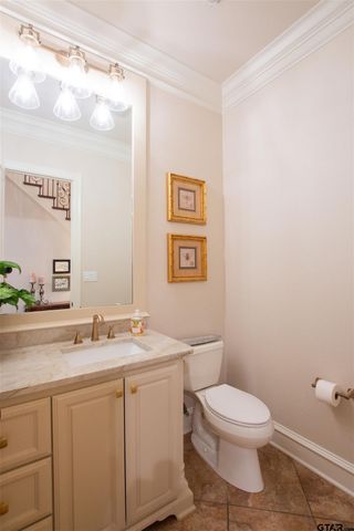 7130 Holly Square Ct., Tyler, TX 75703