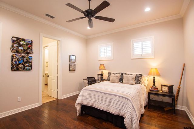 7130 Holly Square Ct., Tyler, TX 75703