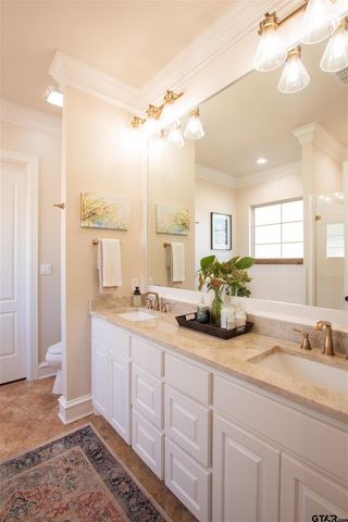 7130 Holly Square Ct., Tyler, TX 75703