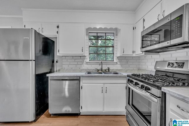 125 REDSTONE DRIVE, Birmingham, AL 35215