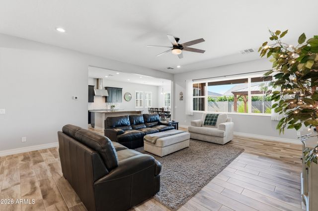 3646 E PINTO Drive, Gilbert, AZ 85296