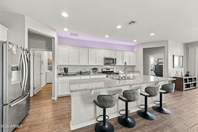18552 W YUCATAN Drive, Surprise, AZ 85388