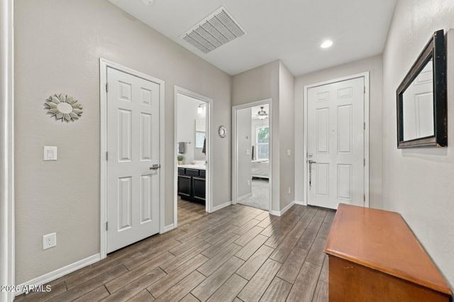 18552 W YUCATAN Drive, Surprise, AZ 85388