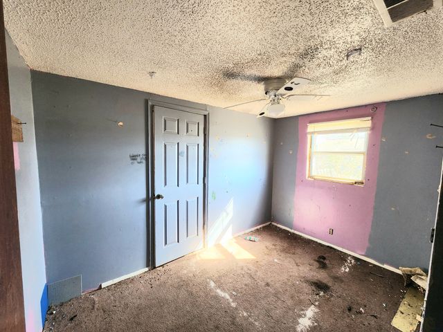 1102 N Washington St, Tullahoma, TN 37388