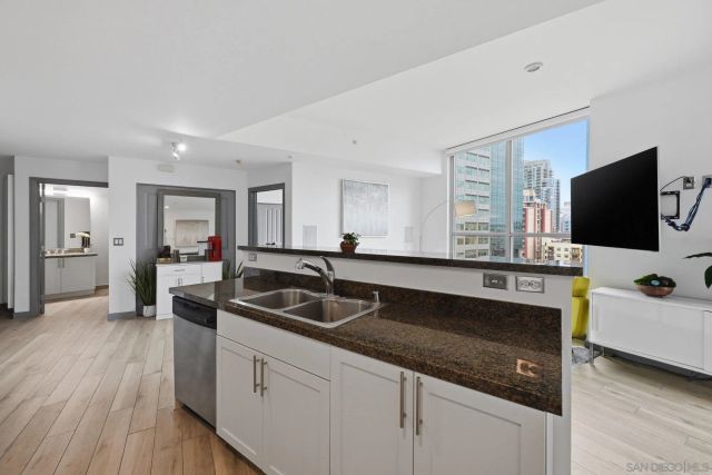 253 10Th 1001, San Diego, CA 92101