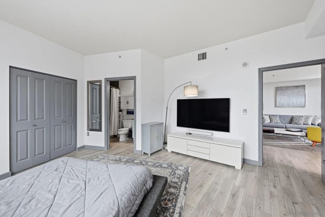 253 10Th 1001, San Diego, CA 92101