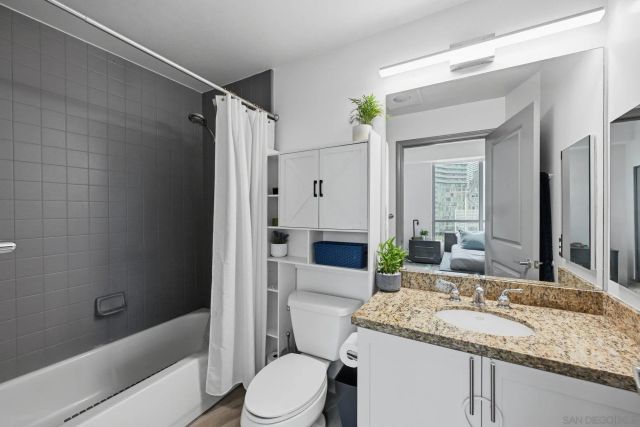 253 10Th 1001, San Diego, CA 92101