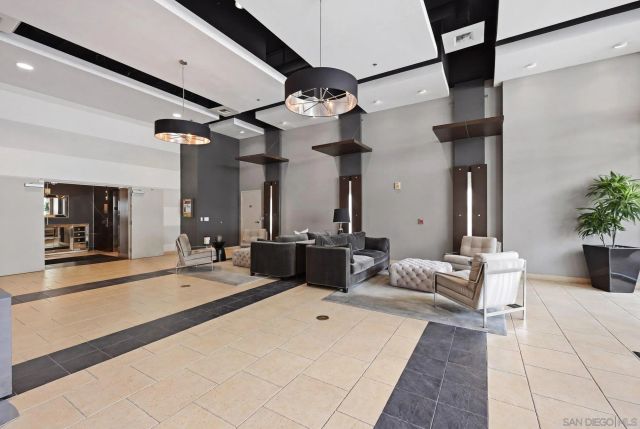 253 10Th 1001, San Diego, CA 92101