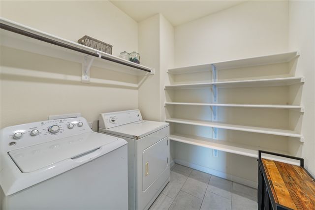 989 Kingbird Lane, Alvarado, TX 76009