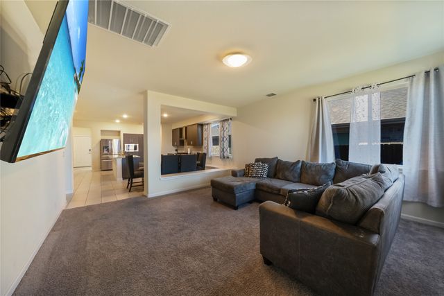 989 Kingbird Lane, Alvarado, TX 76009