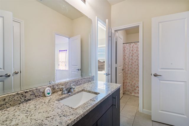 989 Kingbird Lane, Alvarado, TX 76009