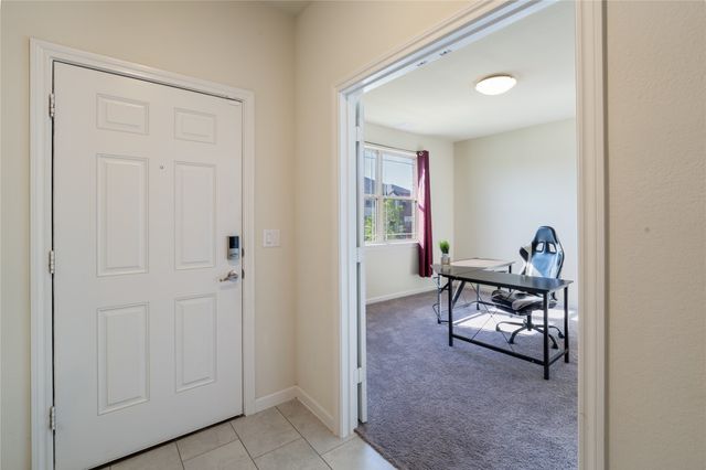 989 Kingbird Lane, Alvarado, TX 76009