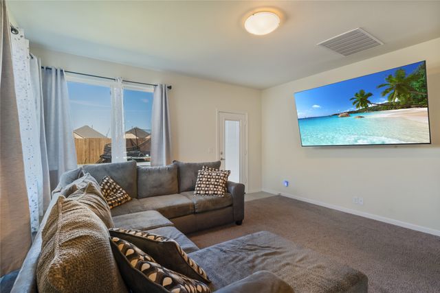 989 Kingbird Lane, Alvarado, TX 76009