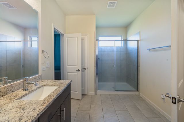 989 Kingbird Lane, Alvarado, TX 76009