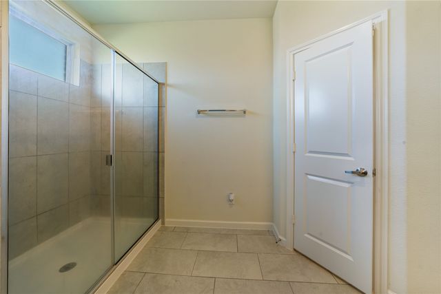 989 Kingbird Lane, Alvarado, TX 76009