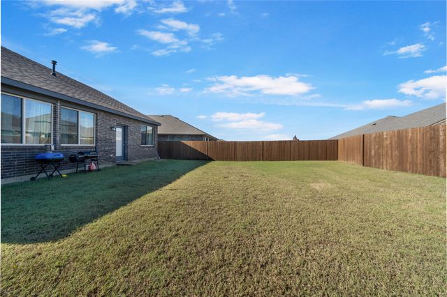 989 Kingbird Lane, Alvarado, TX 76009