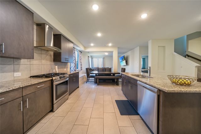 989 Kingbird Lane, Alvarado, TX 76009